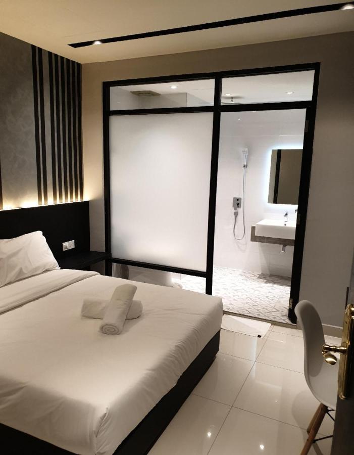 Suite Dreamz Hotel Banting Banting  Exteriér fotografie